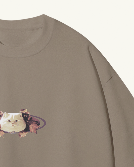 The floating Head Fall Tee